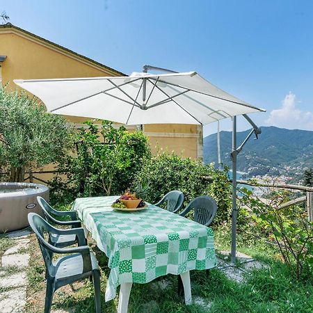 Awesome Home In Moneglia With Kitchen Екстериор снимка